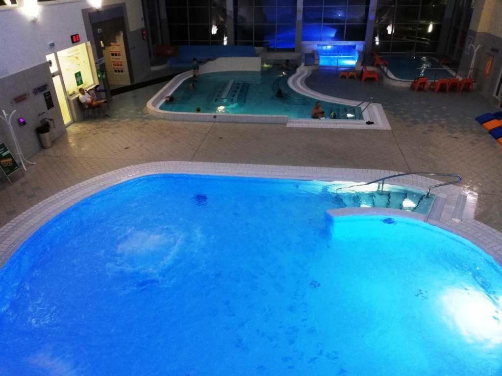 Galeria Stastie Apartment เซเนซ ภายนอก รูปภาพ